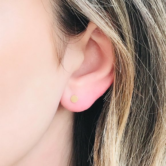 14K gold-filled disc earrings - Picture 2 of 2